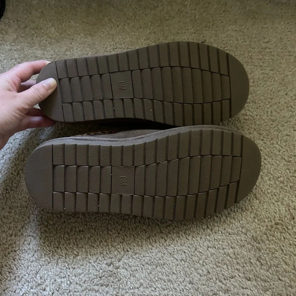 Cushionaire Women's Brown Slip-On Shoes - Picture 3 of 4